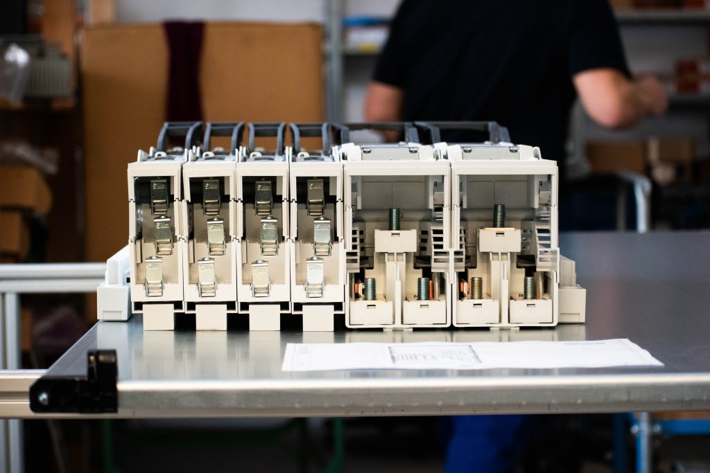 Výroba elektrických rozváděčů